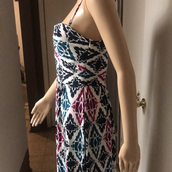 AnnTaylor Maxi Dress - Picture 3 of 9